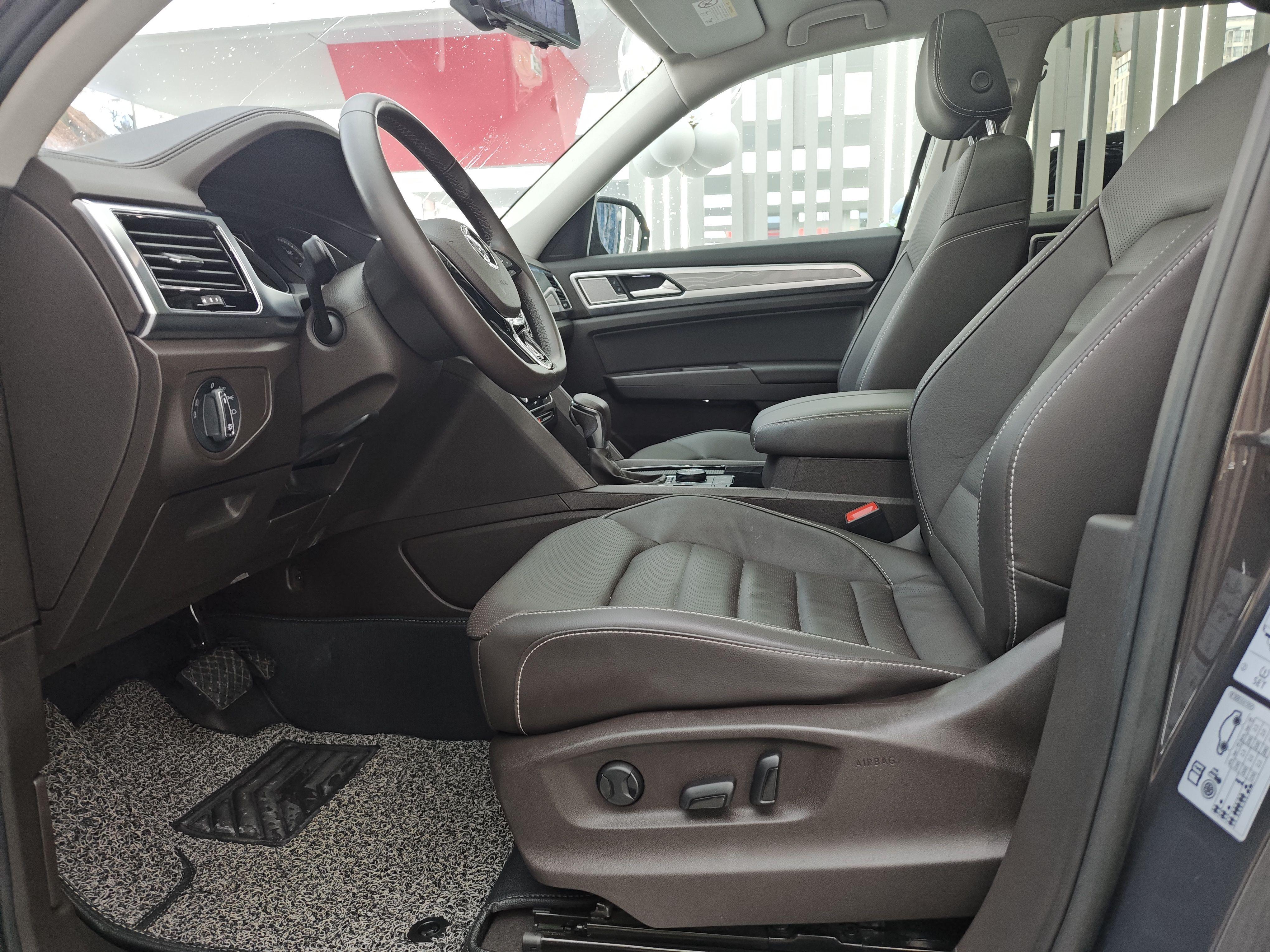 Volkswagen Teramont 2019 thumb 11