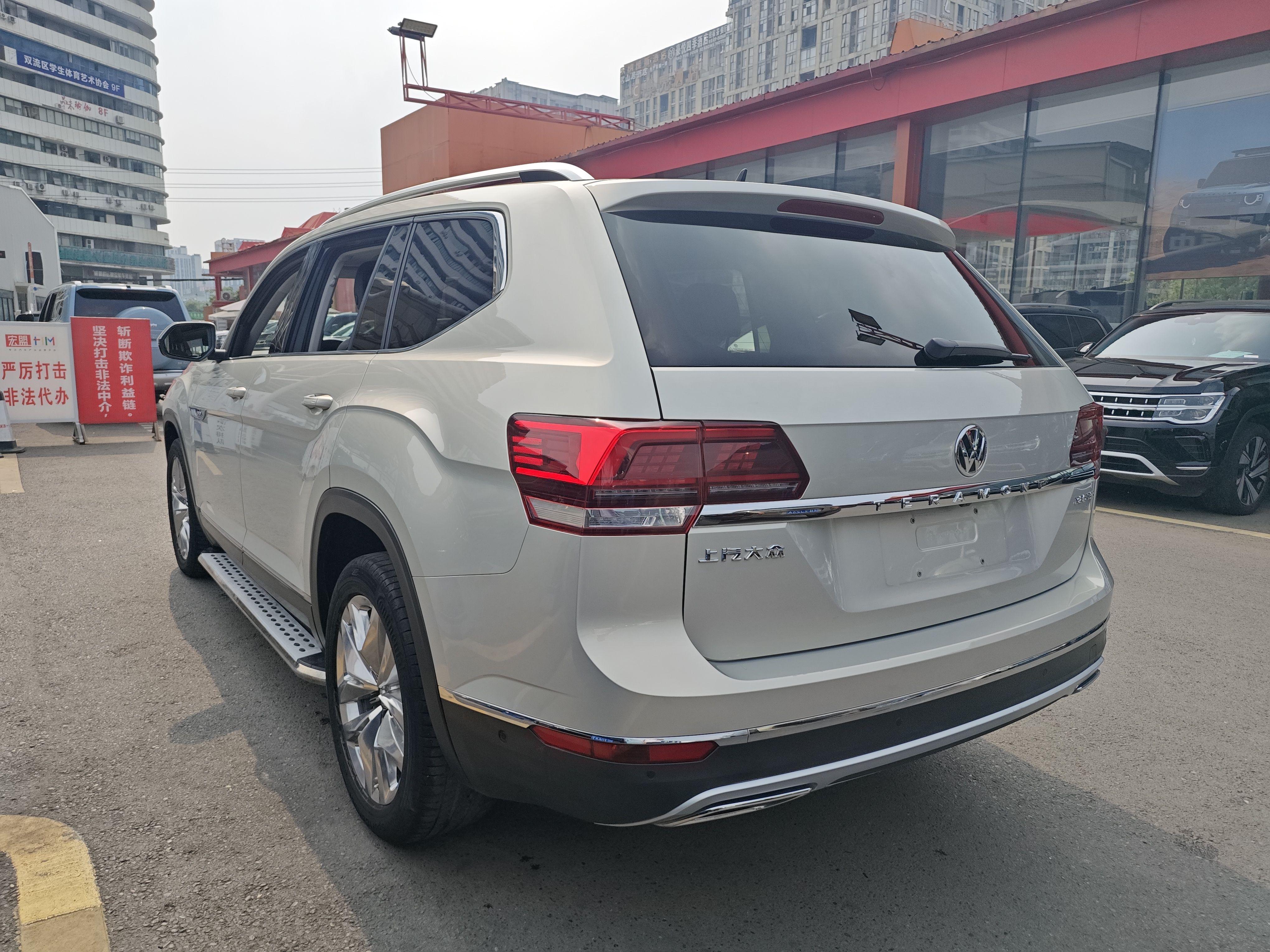 Volkswagen Teramont 2017 thumb 2