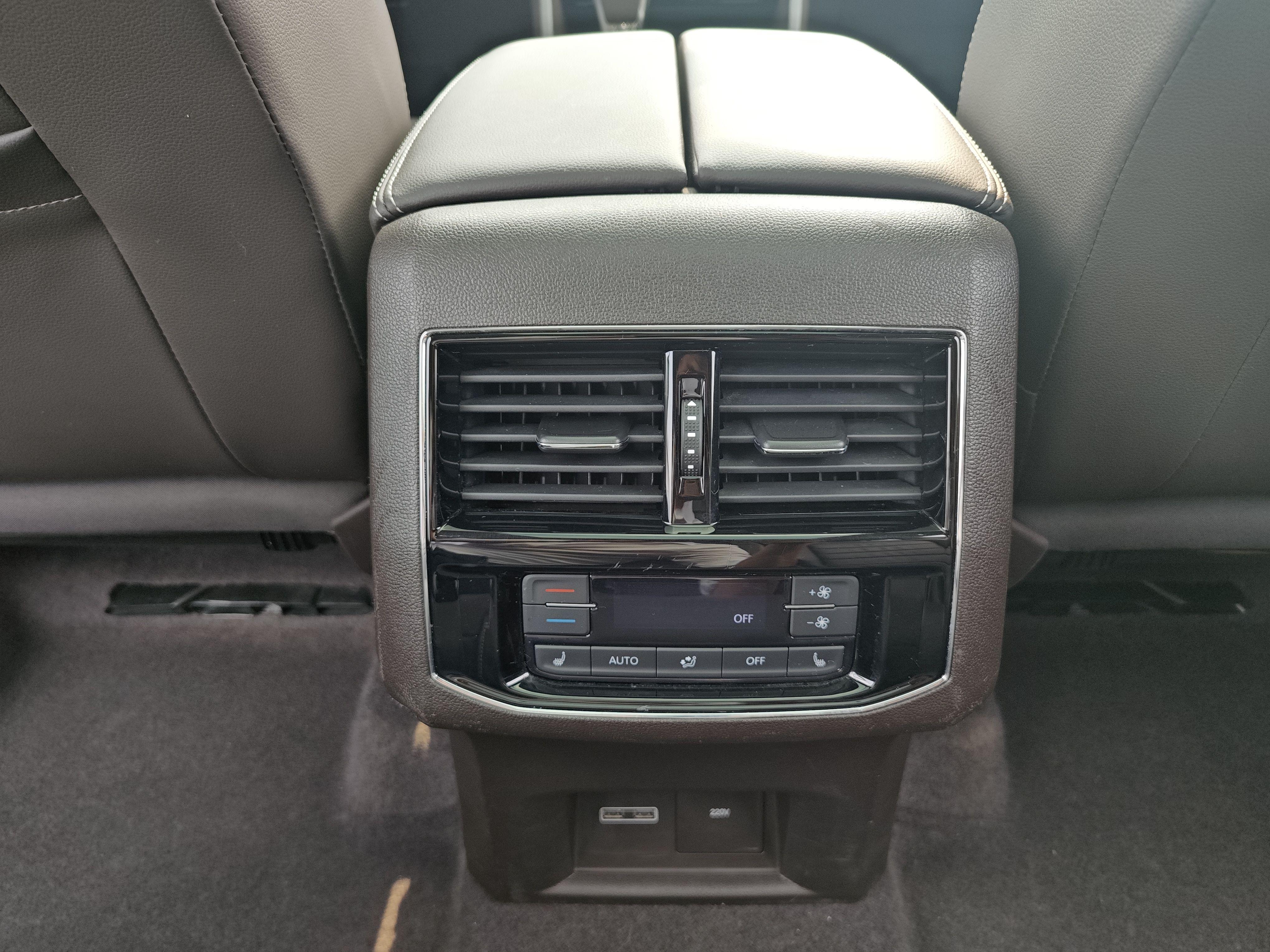 Volkswagen Teramont 2017 thumb 8