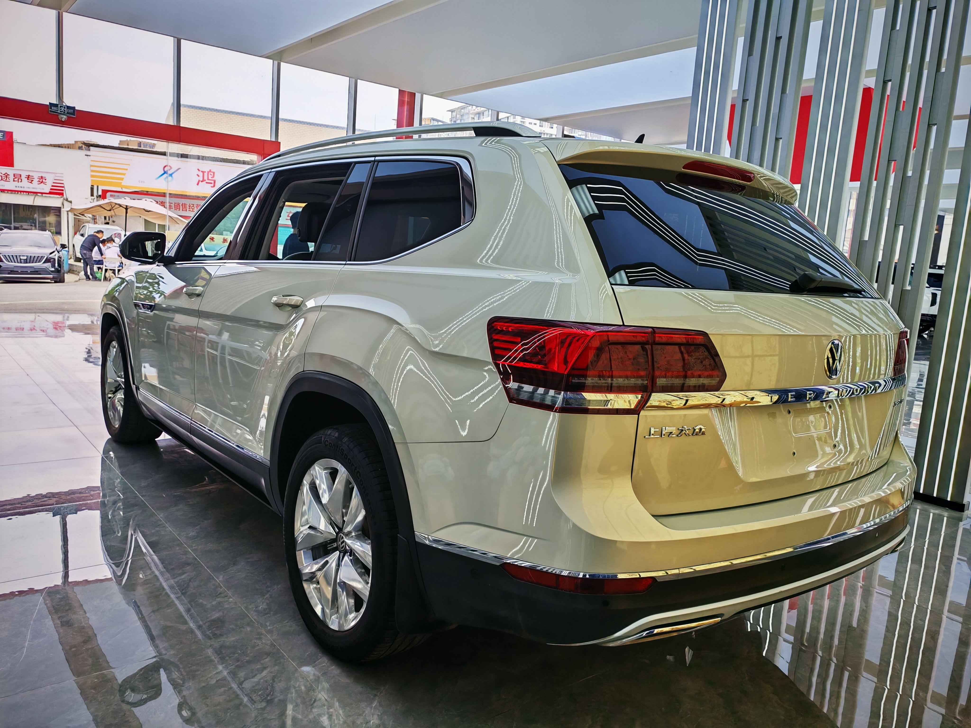 Volkswagen Teramont 2017 thumb 2