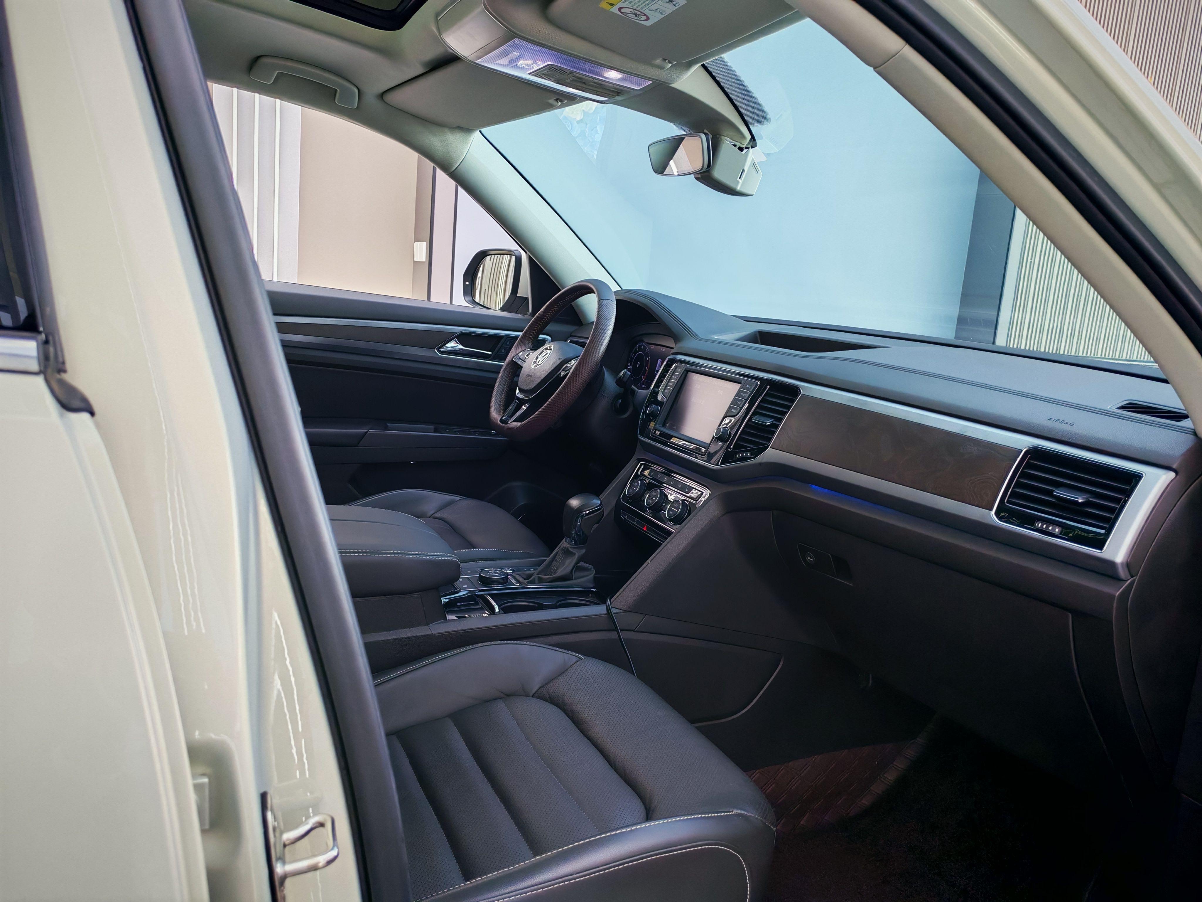 Volkswagen Teramont 2017 thumb 12