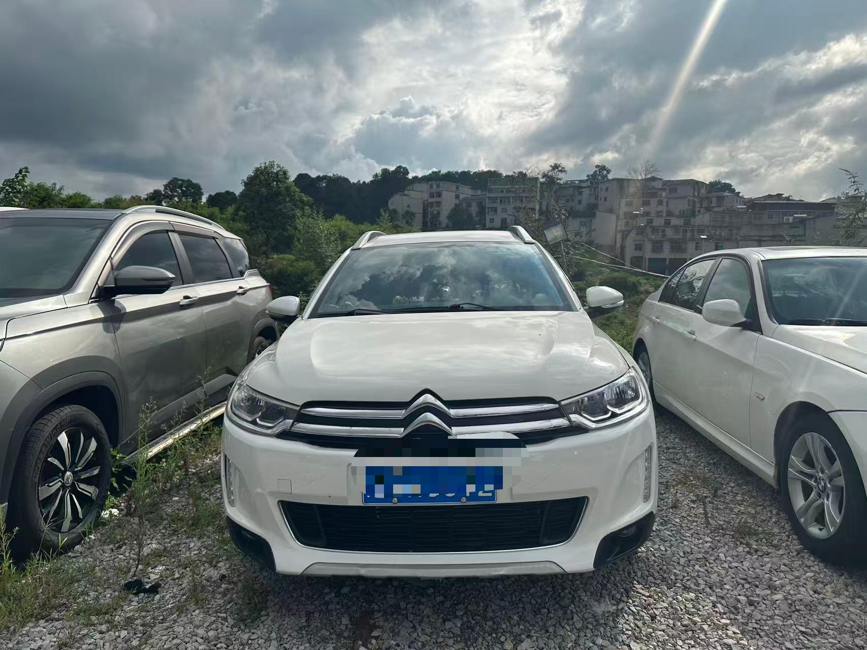 Citroen C3-XR 2015 thumb 9