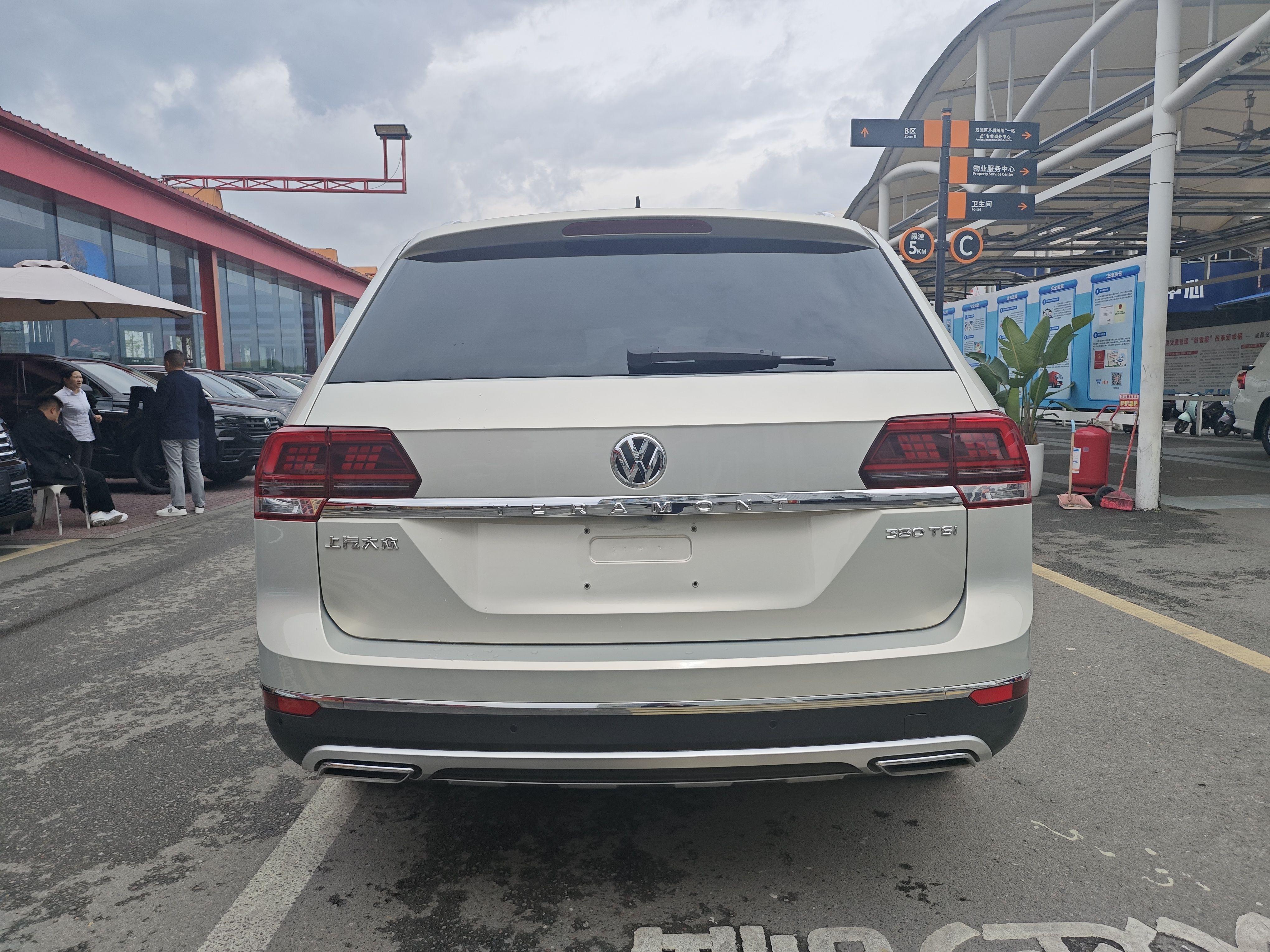 Volkswagen Teramont 2017 thumb 3