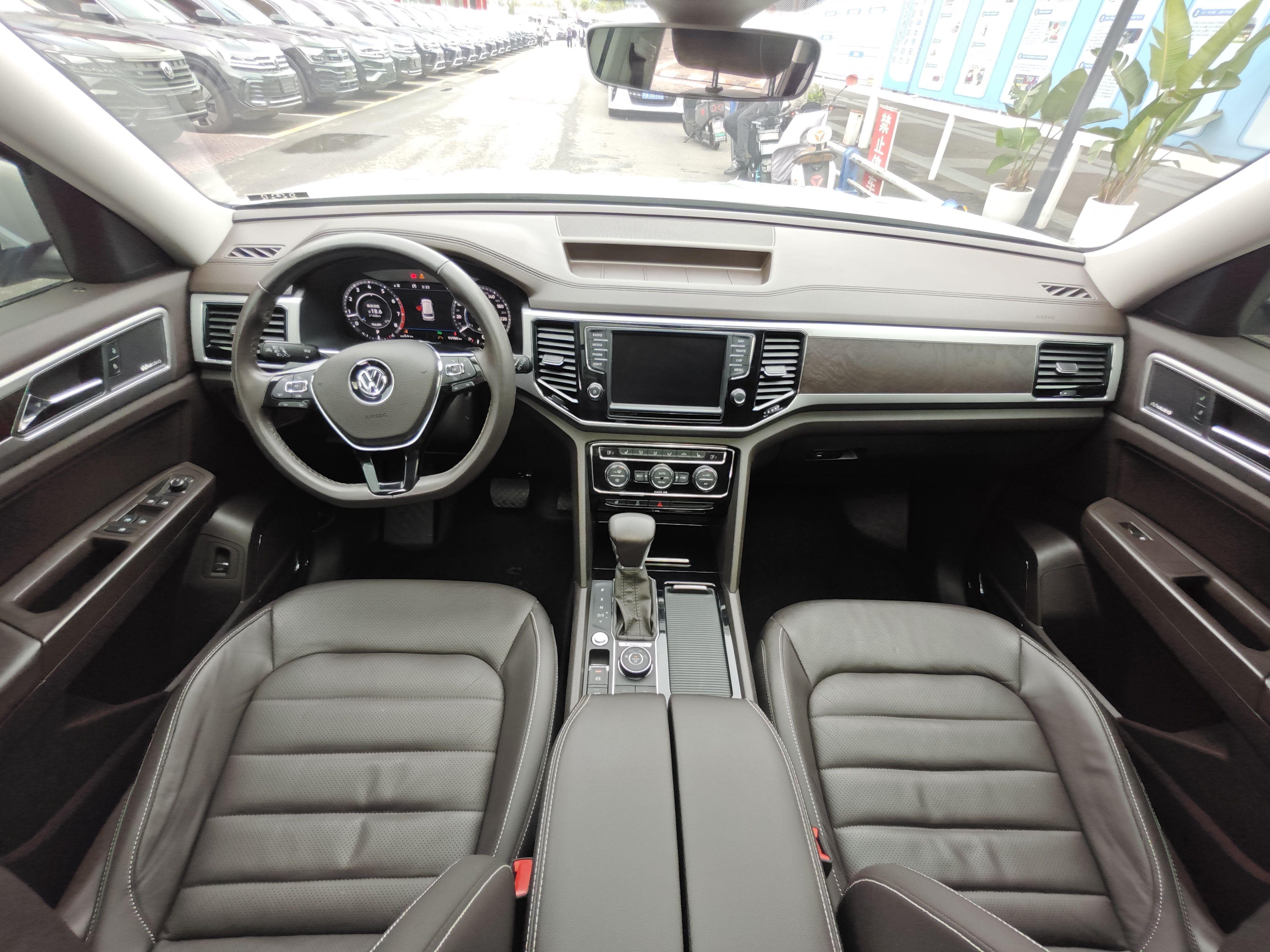 Volkswagen Teramont 2017 thumb 10