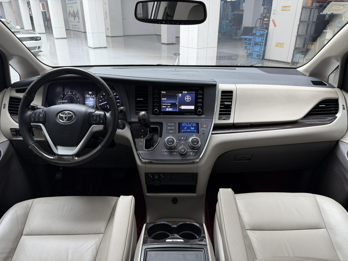 Toyota Sienna 2019 thumb 11