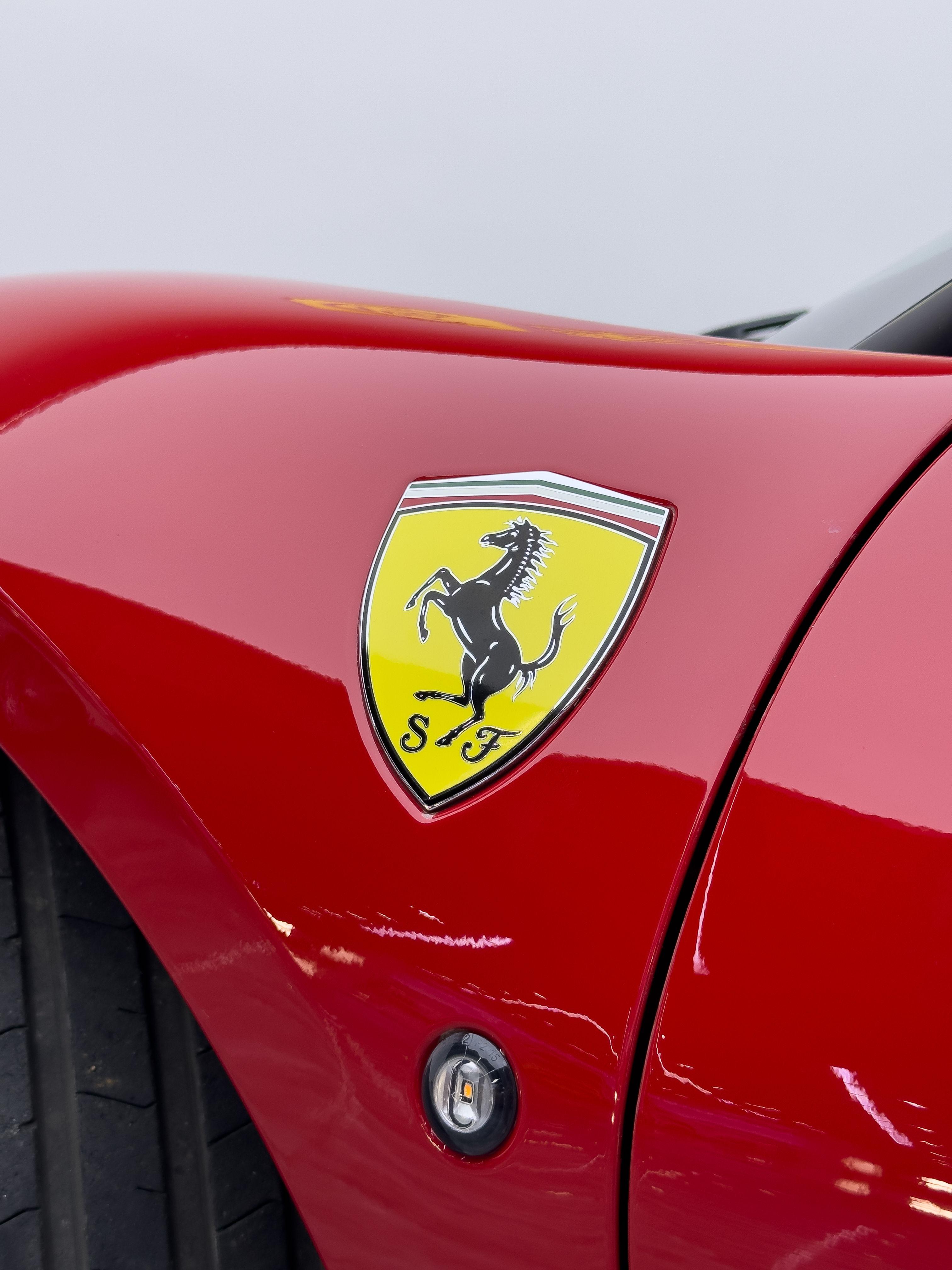 Ferrari F8 2019 thumb 8