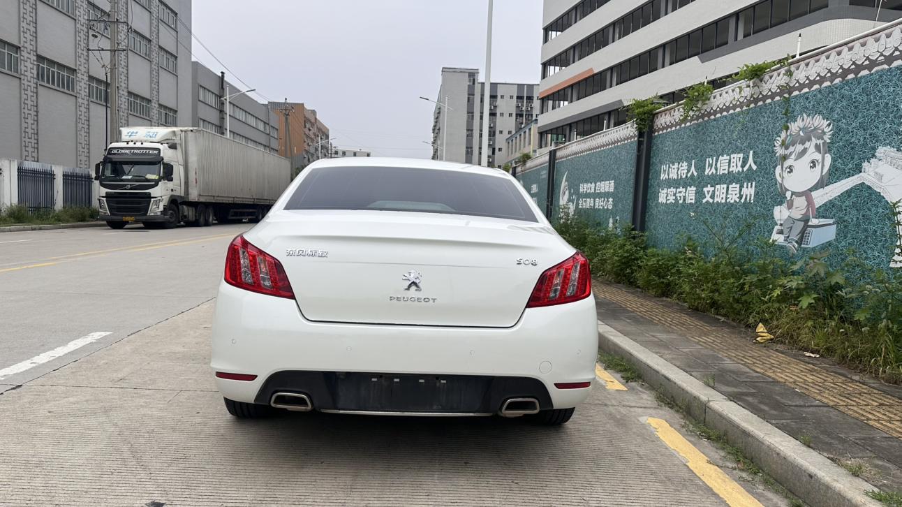 Peugeot 508 2013 thumb 3