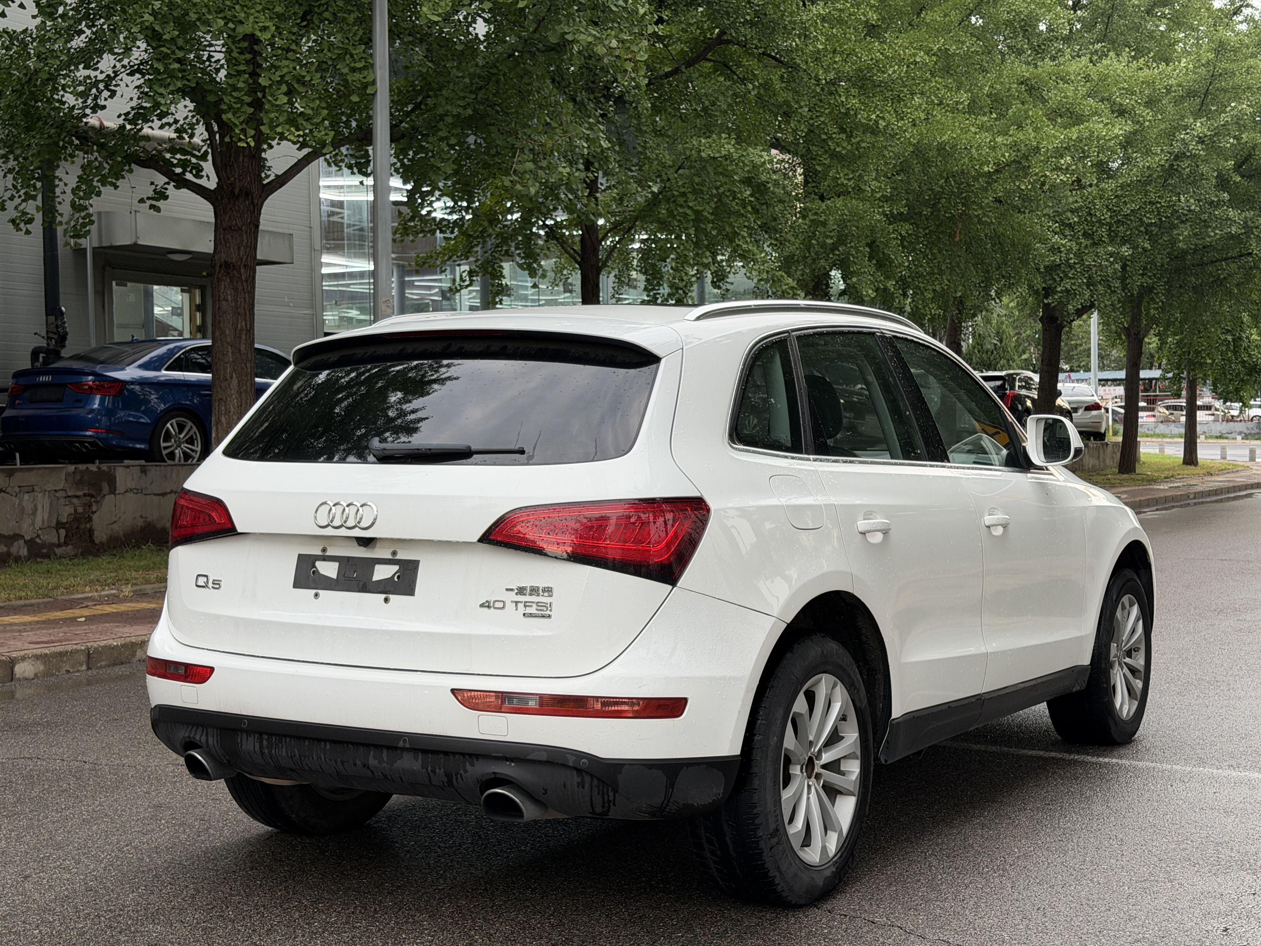 Audi Q5 2013 thumb 5