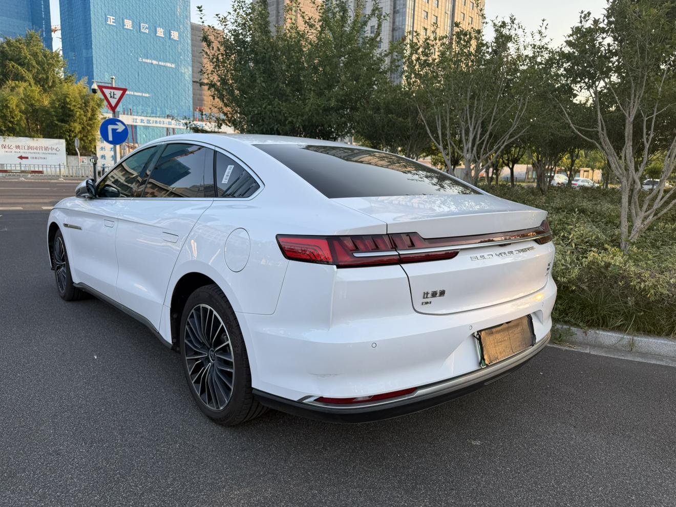 BYD Han 2020 thumb 2