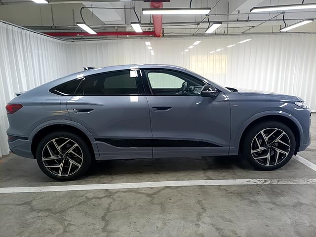 Audi Q6L Sportback e-tron 2026 thumb 6