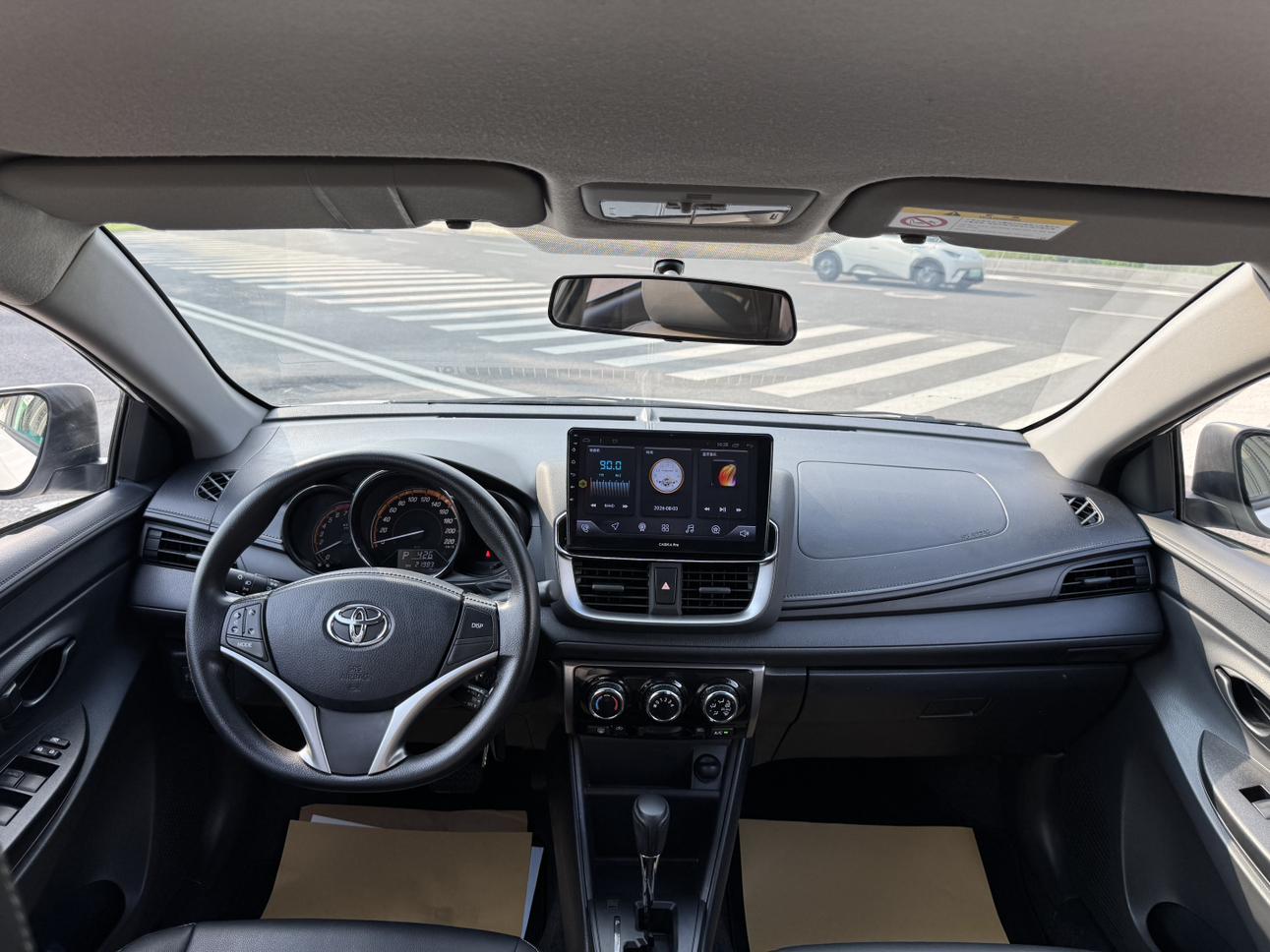 Toyota Yaris 2022 thumb 9