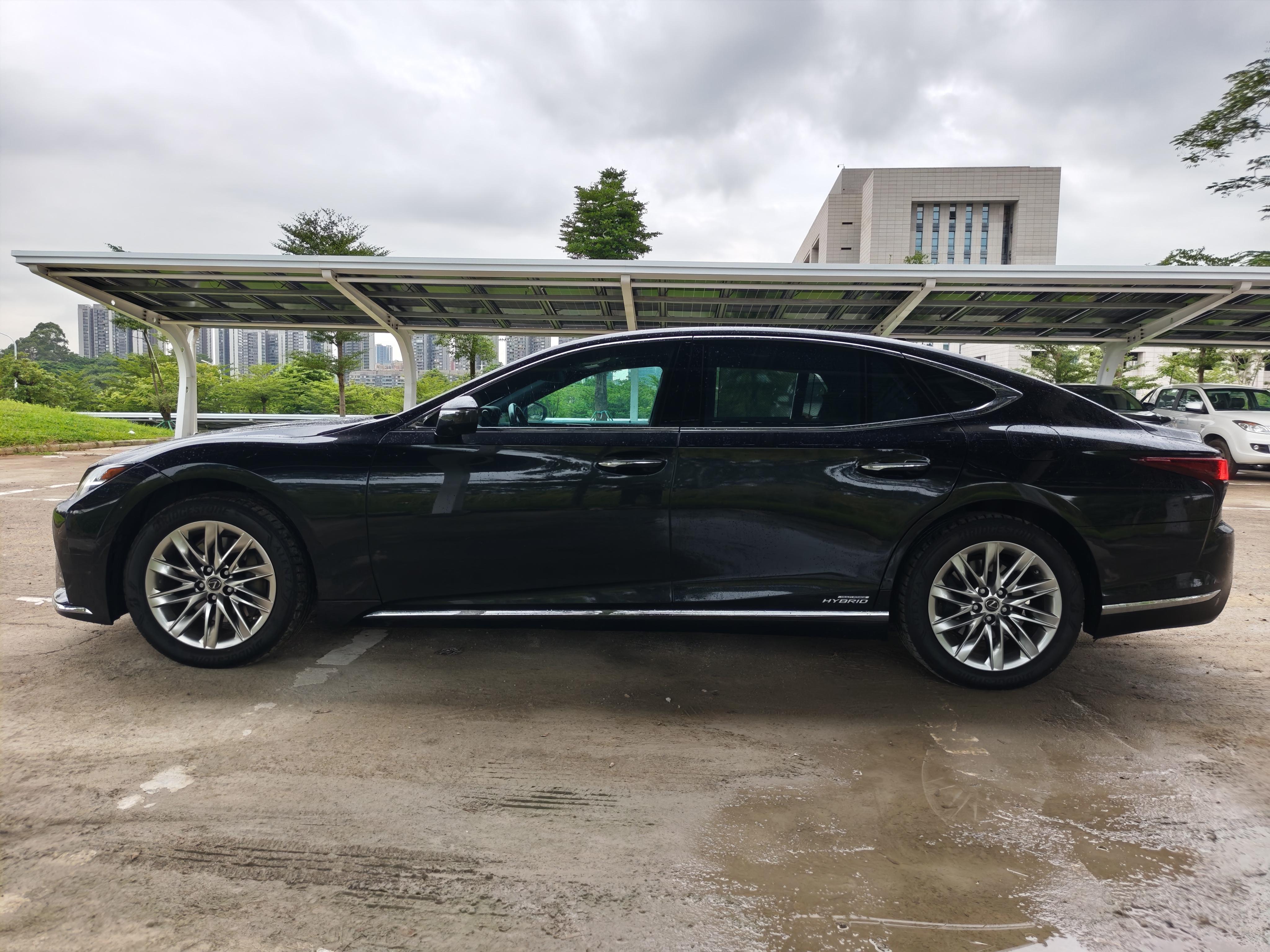 Lexus LS 2021 thumb 2