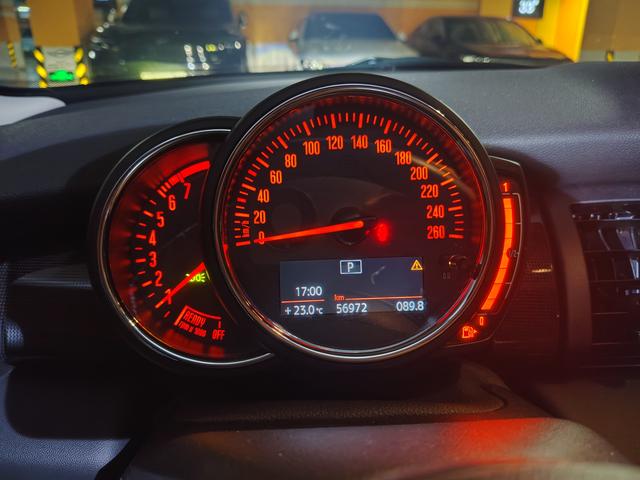 Mini Hatch 2019 thumb 4