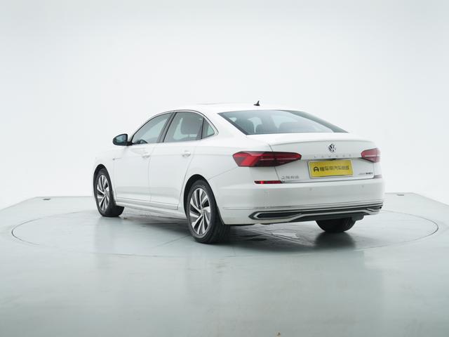 Volkswagen Passat 2019 thumb 3