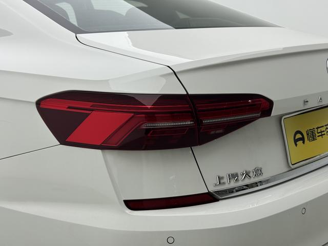 Volkswagen Passat 2019 thumb 11