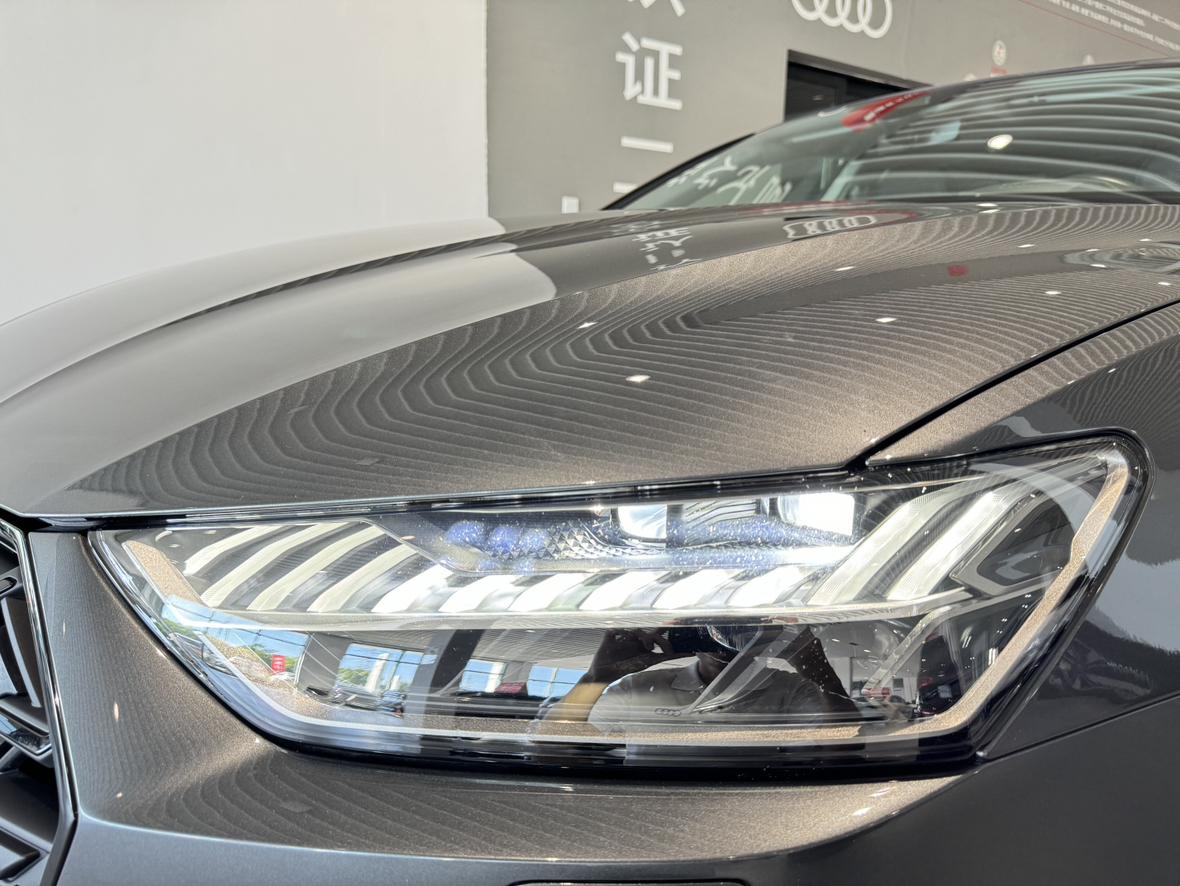 Audi A7 2024 thumb 3