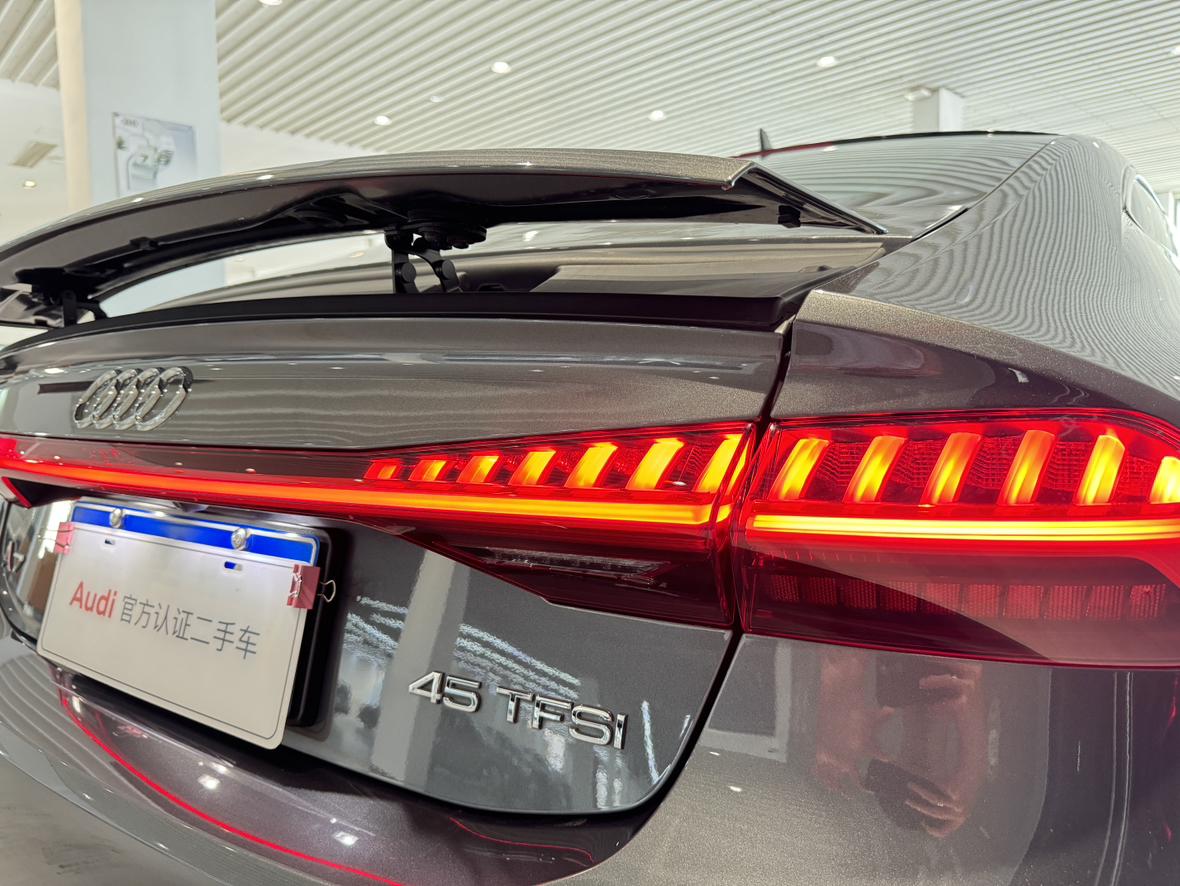 Audi A7 2024 thumb 4