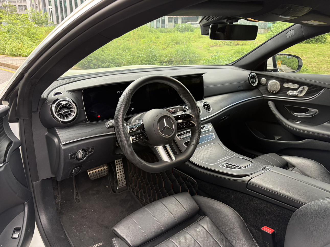 Mercedes-Benz E-Класс 2023 thumb 7