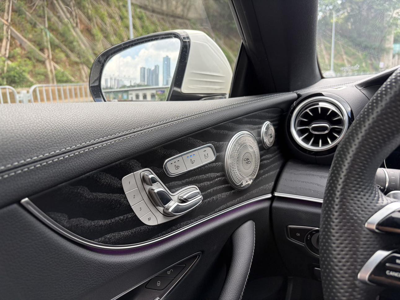 Mercedes-Benz E-Класс 2023 thumb 11