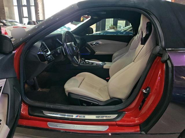 BMW Z4 2019 thumb 8