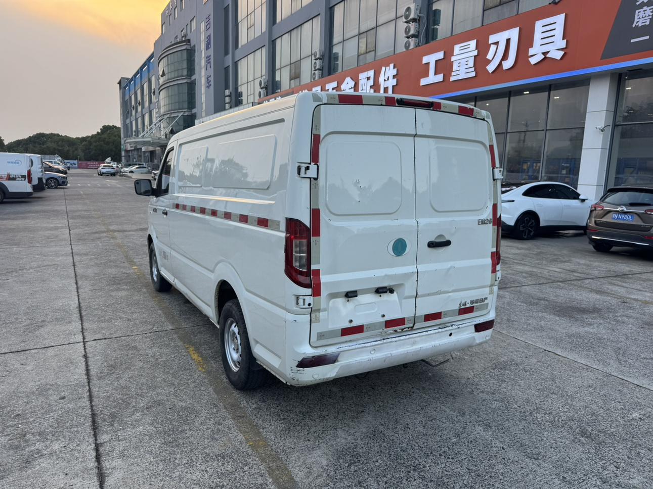 Dongfeng EM26 2021 thumb 2