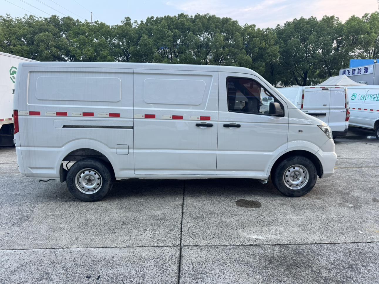 Dongfeng EM26 2021 thumb 5