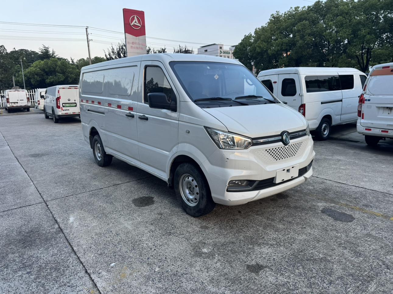 Dongfeng EM26 2021 thumb 12