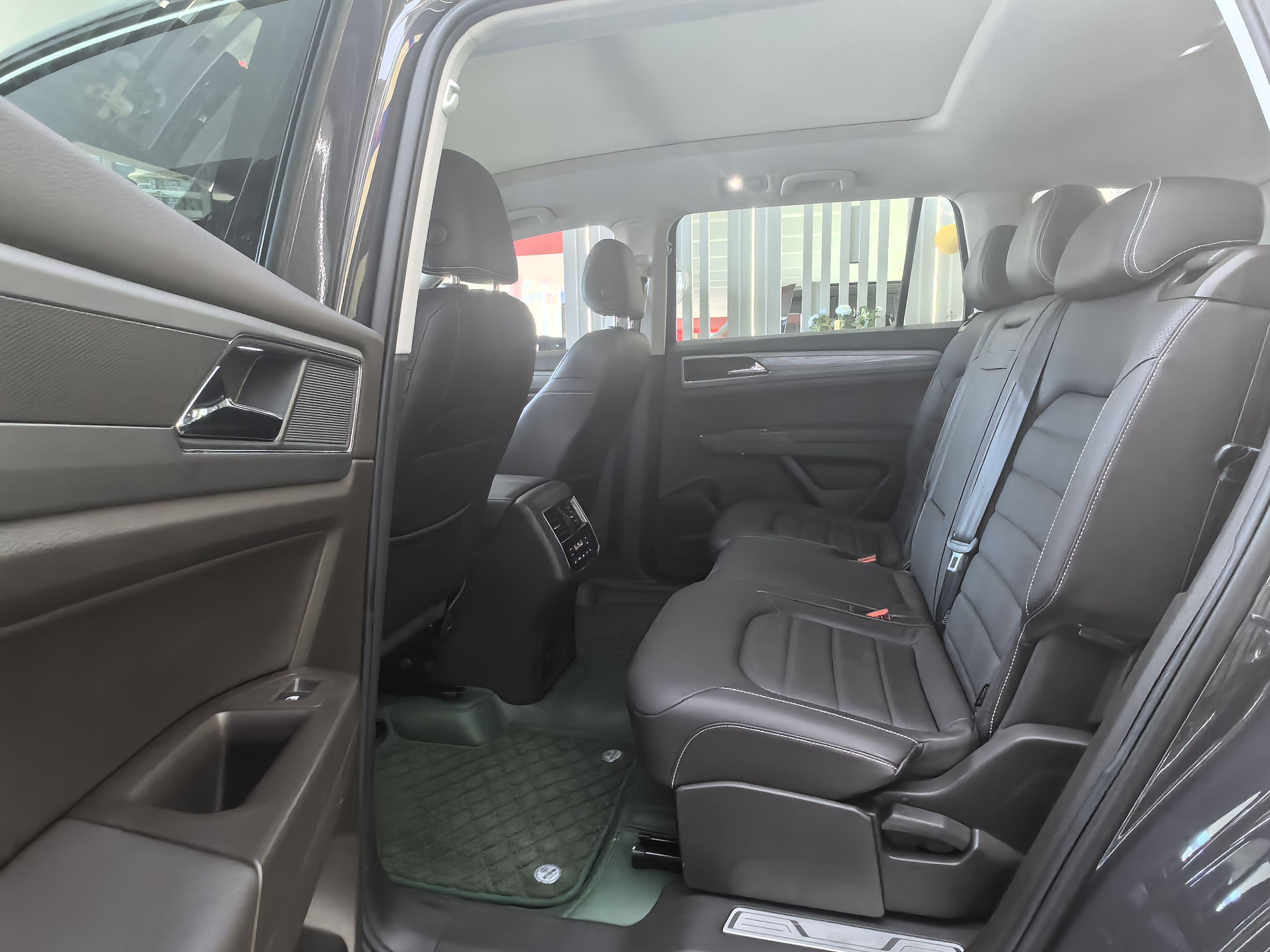 Volkswagen Teramont 2017 thumb 10