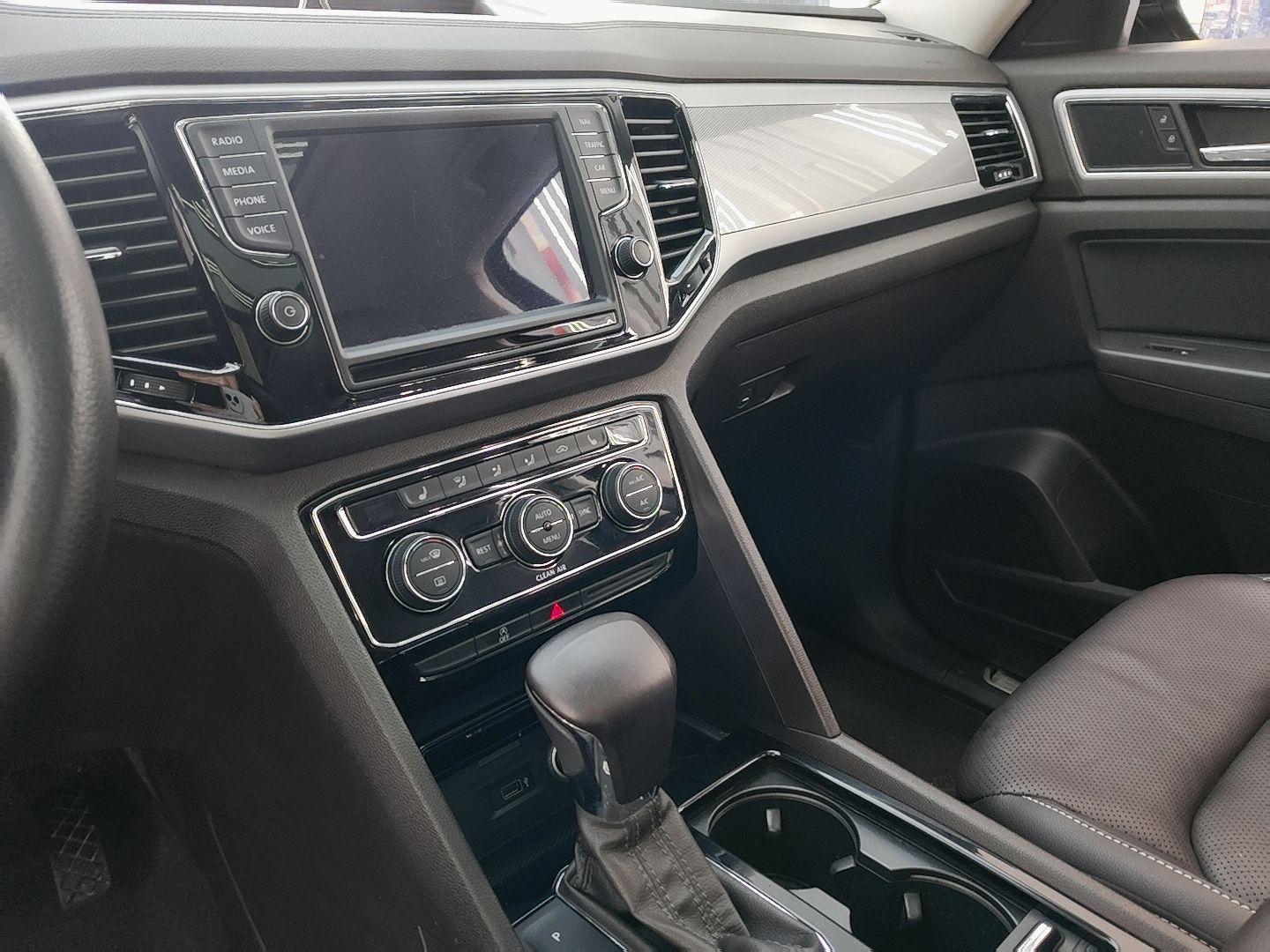 Volkswagen Teramont 2017 thumb 8