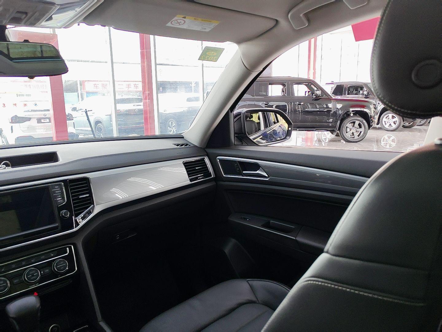 Volkswagen Teramont 2017 thumb 10