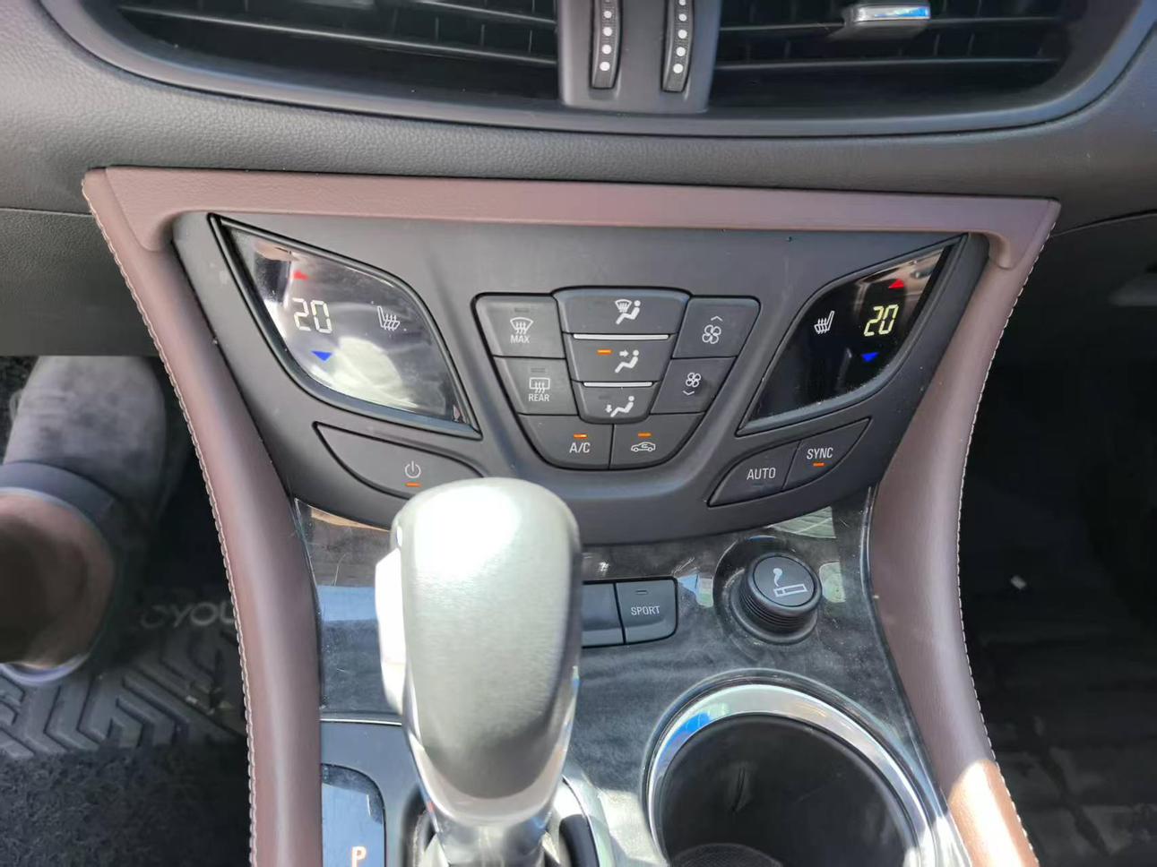 Buick Envision 2016 thumb 3
