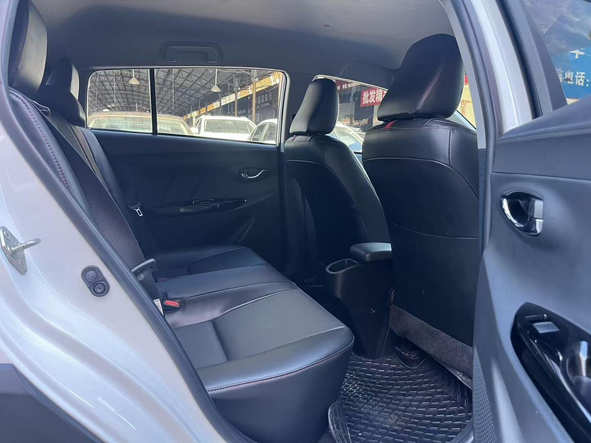 Toyota Yaris 2022 thumb 7