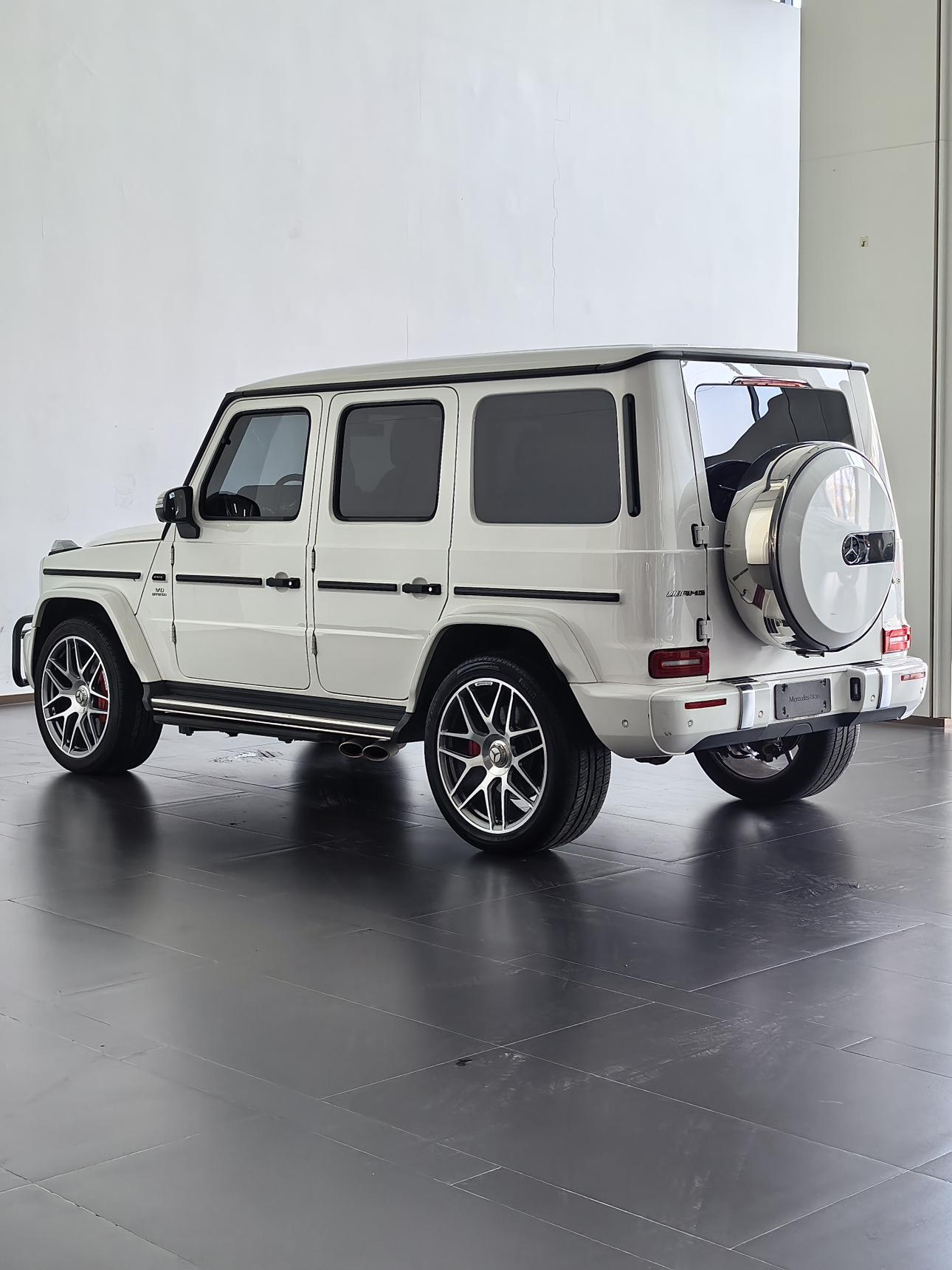Mercedes-Benz G-Класс 2023 thumb 2
