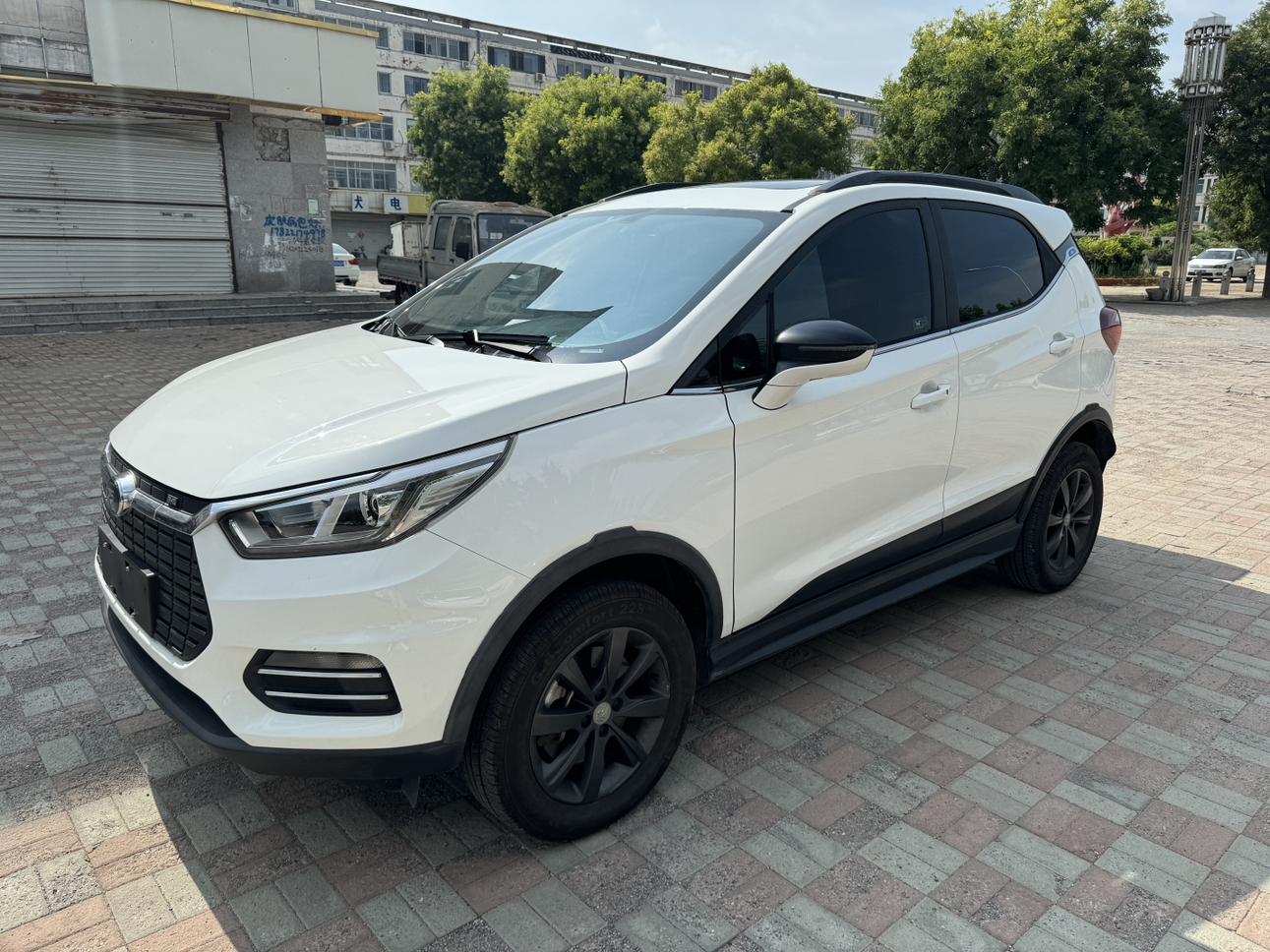 BYD Yuan 2018 thumb 8