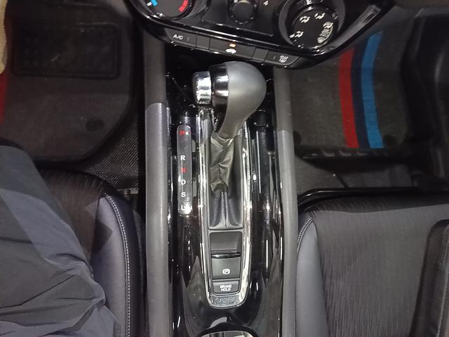 Honda Vezel 2020 thumb 4