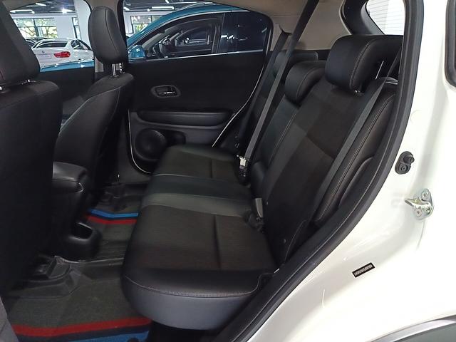 Honda Vezel 2020 thumb 10