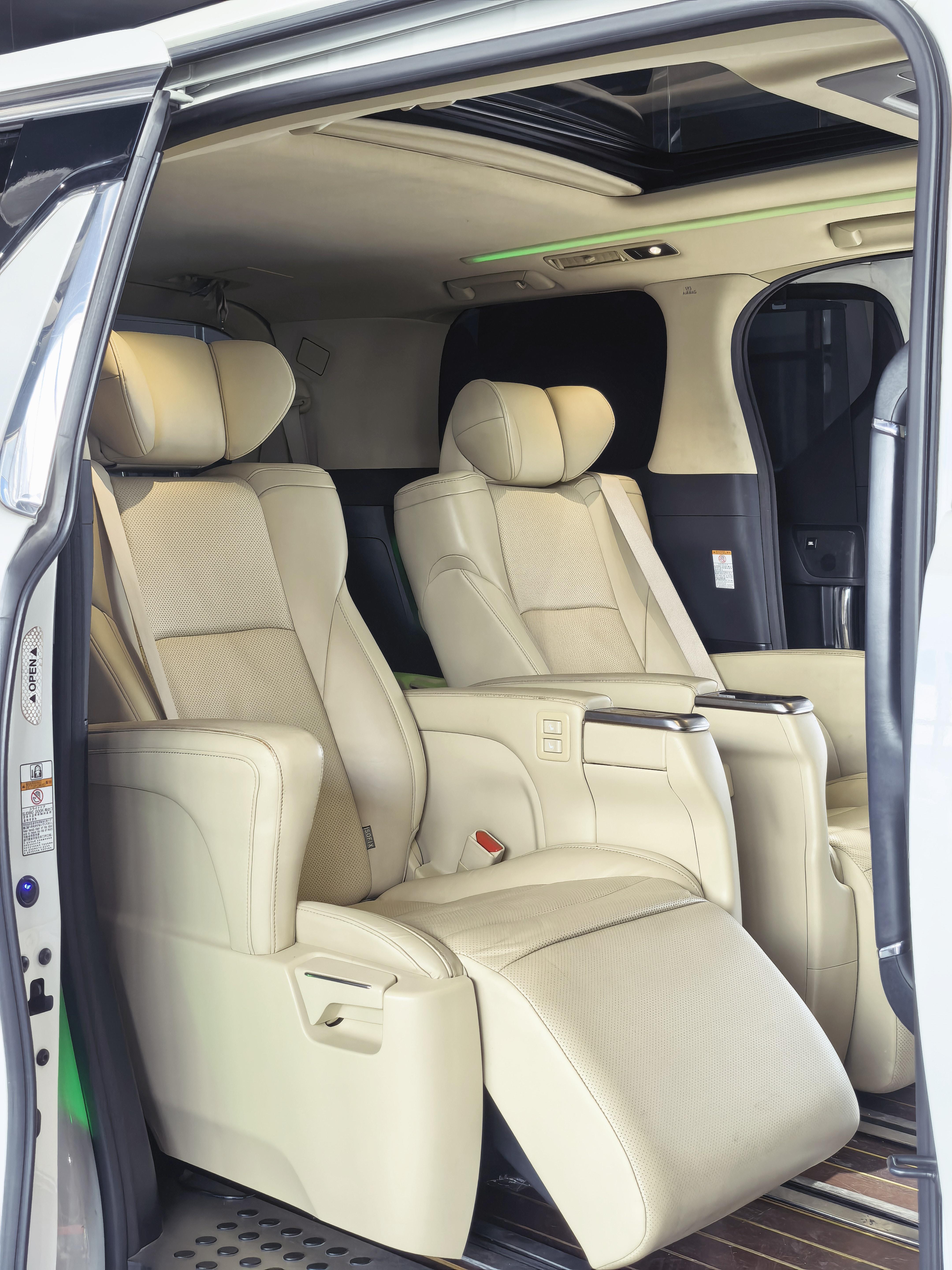 Toyota Alphard 2015 thumb 6