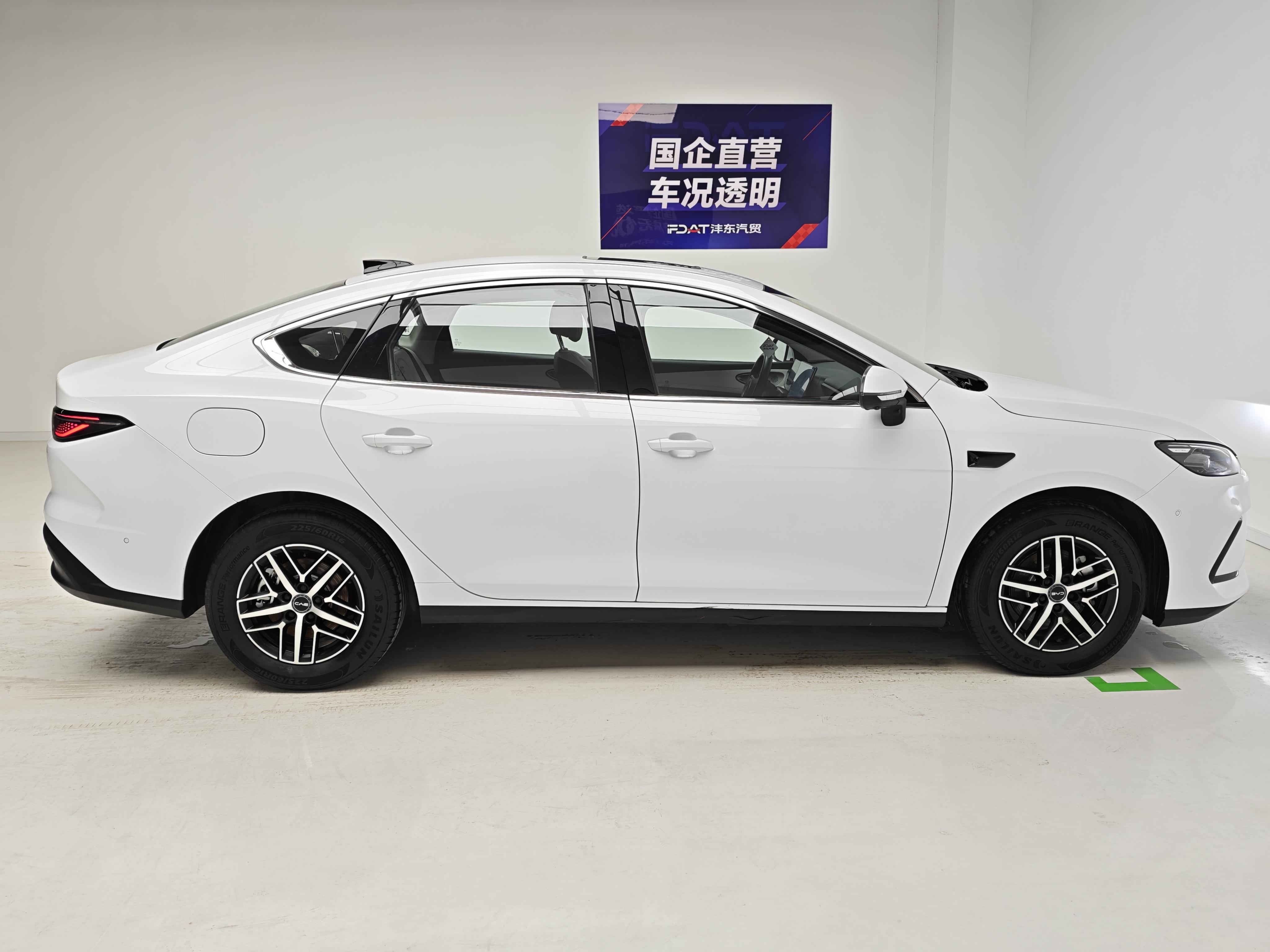 BYD Seal 05 2025 thumb 6