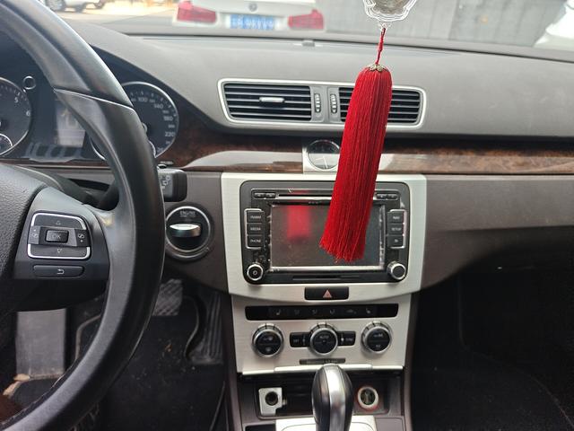 Volkswagen Magotan 2012 thumb 6