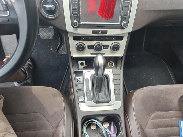 Volkswagen Magotan 2012 thumb 7