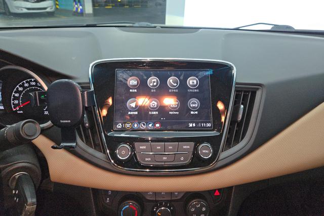 Chevrolet Monza 2022 thumb 10