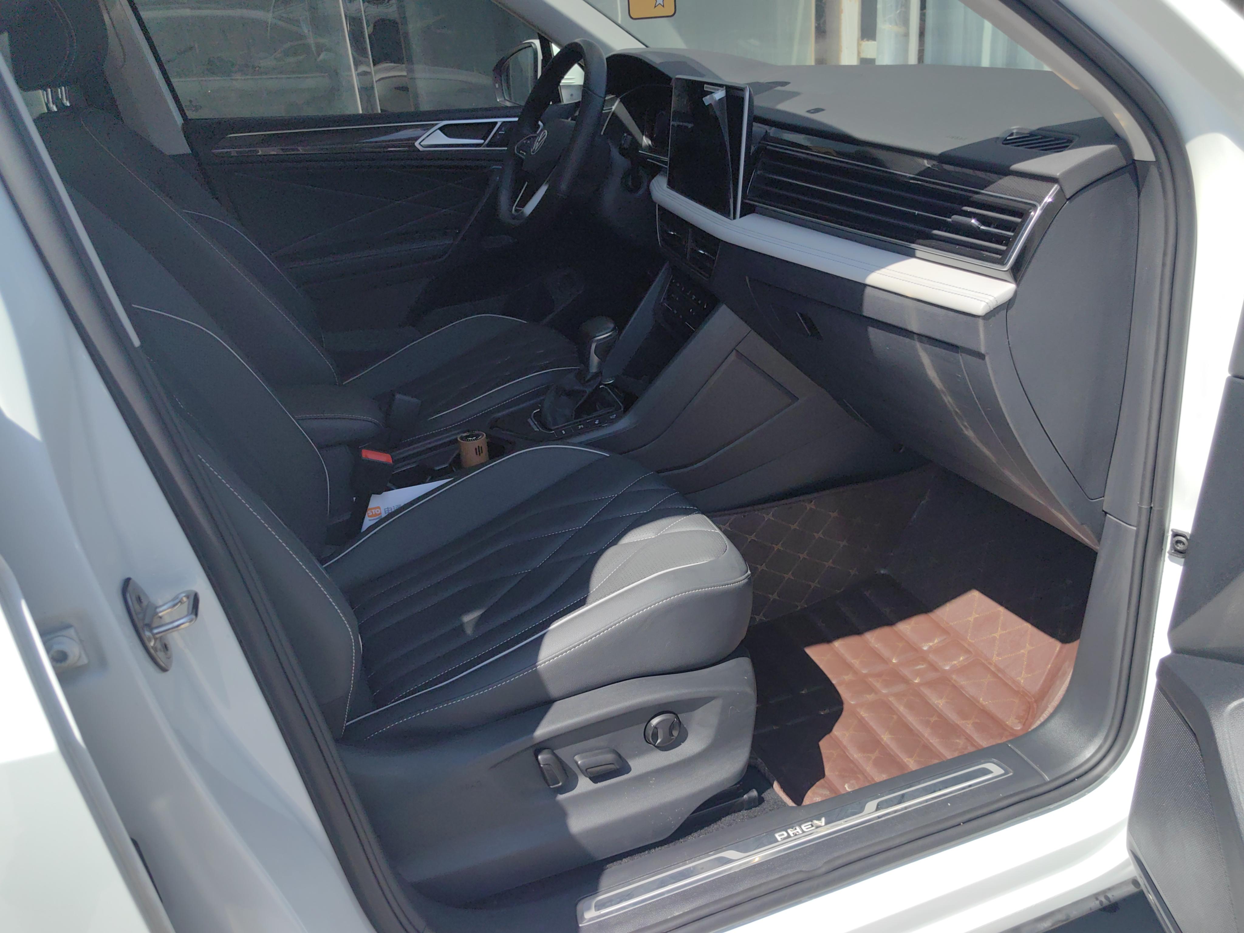 Volkswagen Tiguan 2023 thumb 6