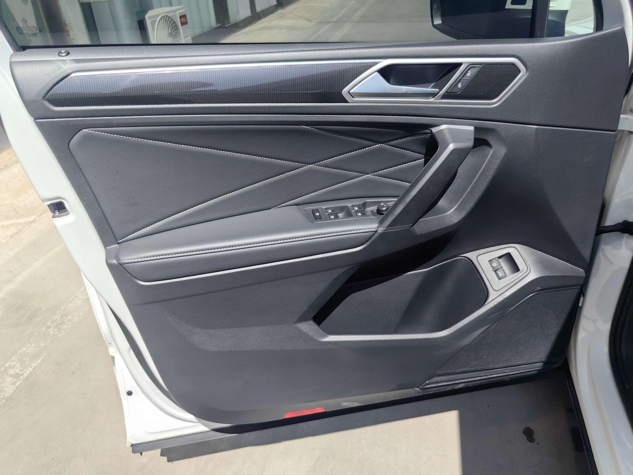 Volkswagen Tiguan 2023 thumb 7