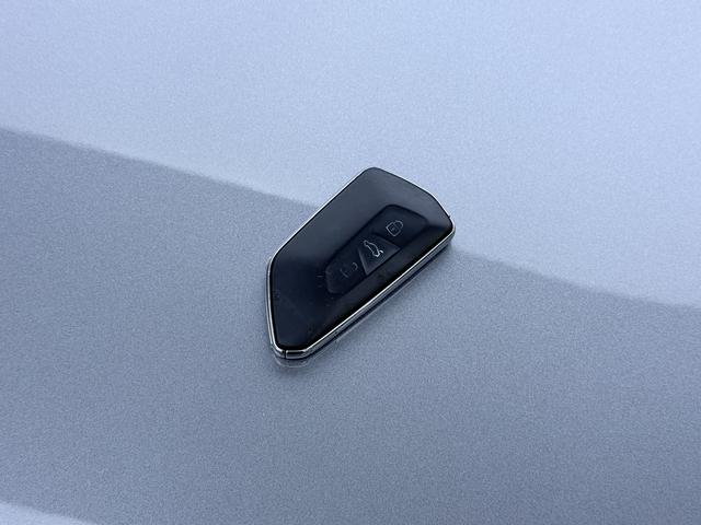 Volkswagen ID.4 2022 thumb 9