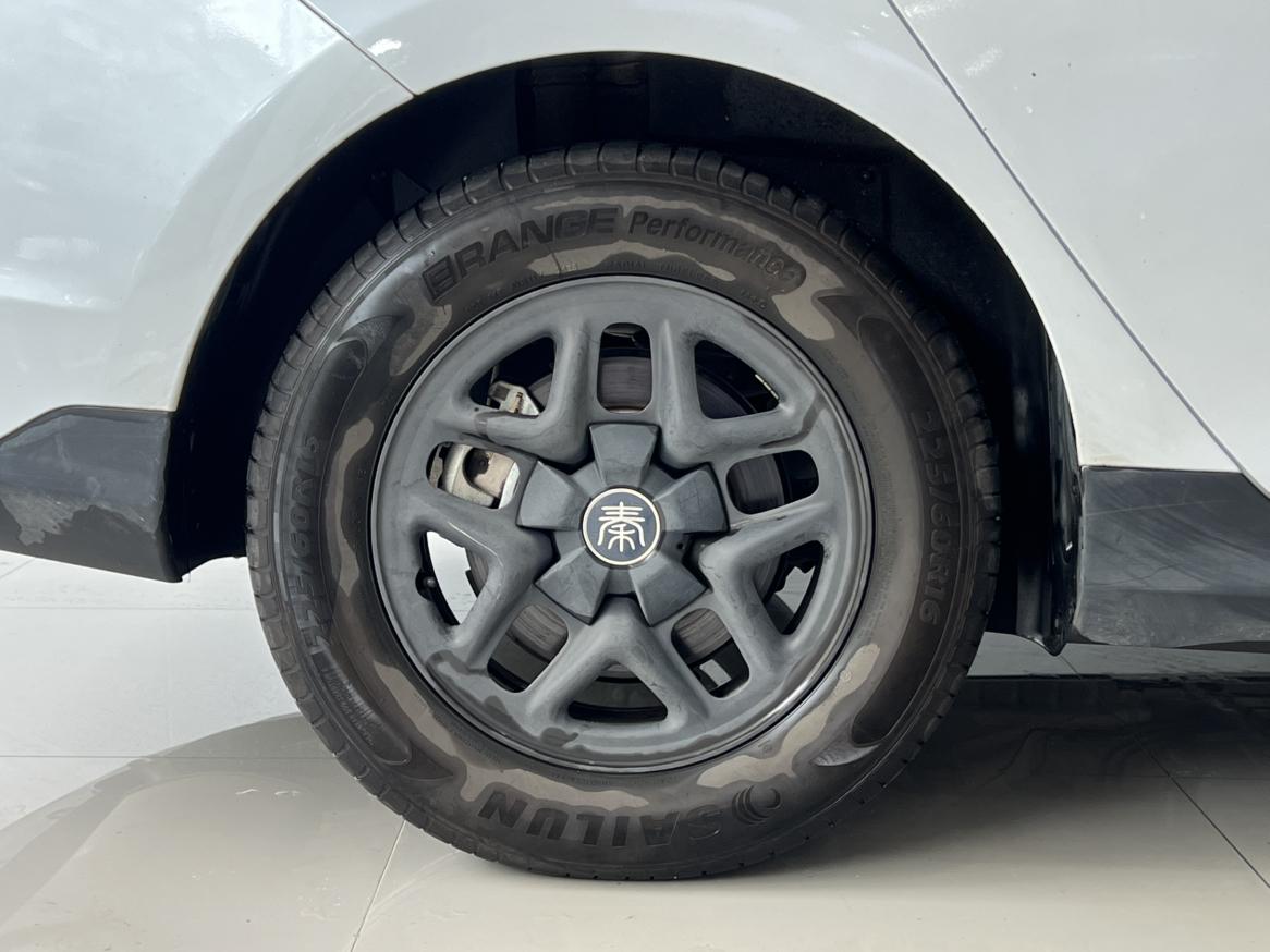 BYD Qin 2025 thumb 4