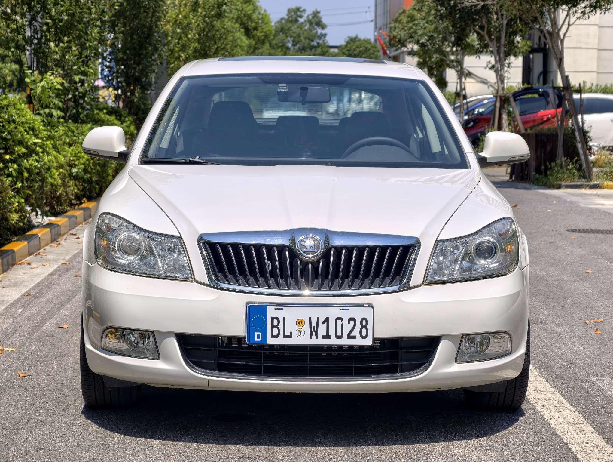 Skoda Ming Rui 2014 thumb 10