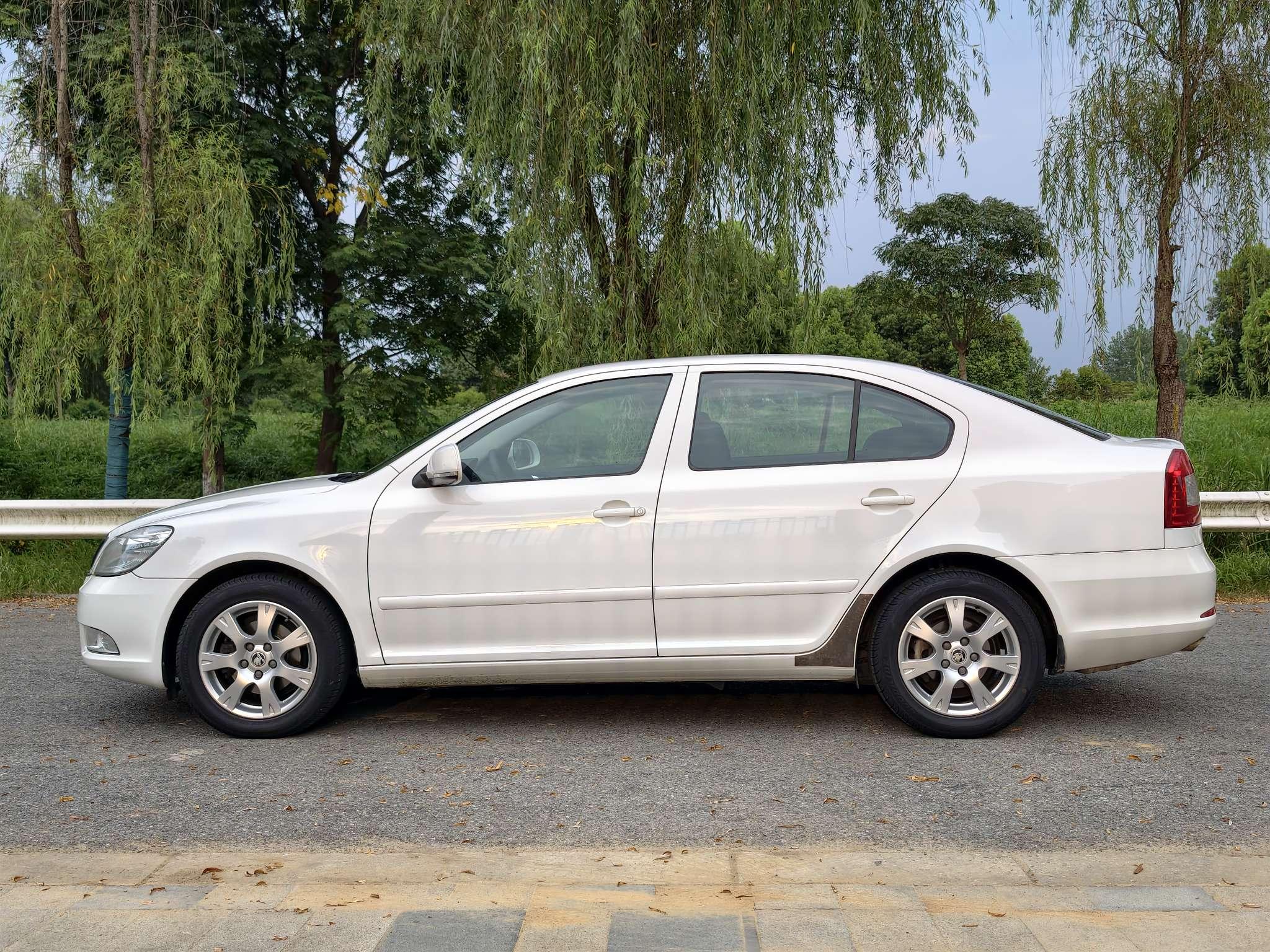 Skoda Ming Rui 2014 thumb 11