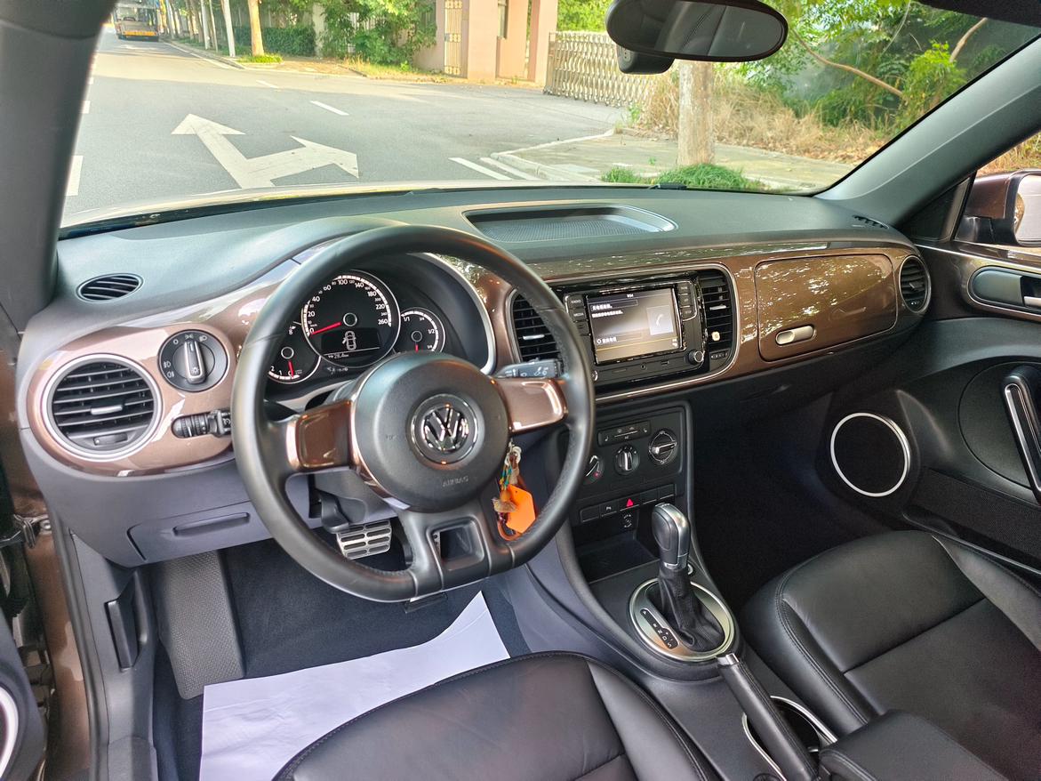Volkswagen Beetle 2015 thumb 7