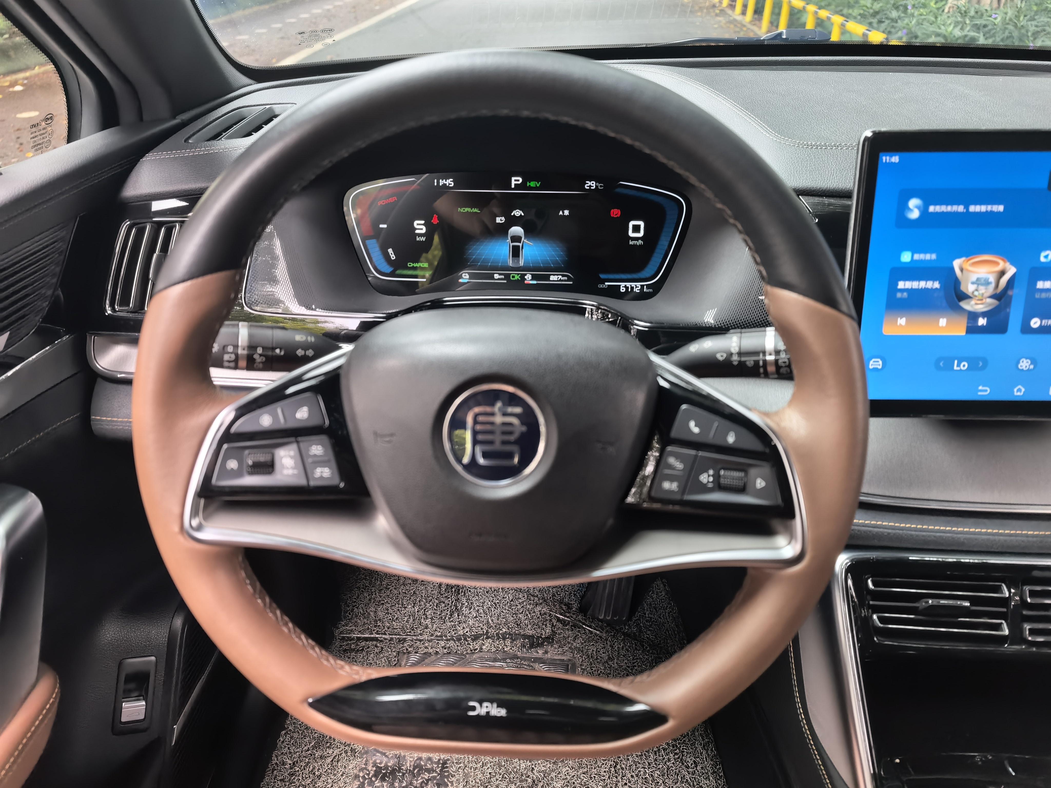 BYD Tang 2021 thumb 11