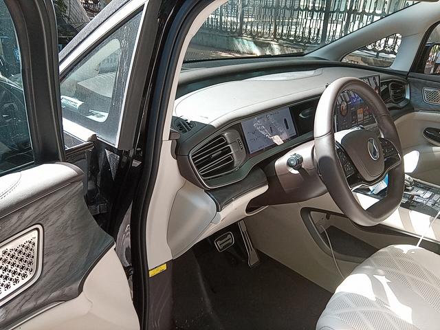 Denza D9 DM 2025 thumb 12